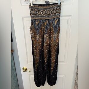 High Thai Harem Pants Black/Gold Patterned Size Small